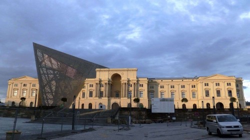 Militärhistorisches Museum mit Libeskind-Keil