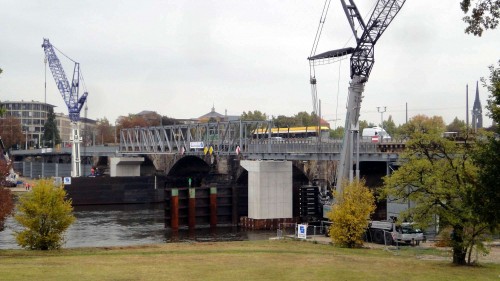 Neue Brücke soll ab 11. November frei geben werden.