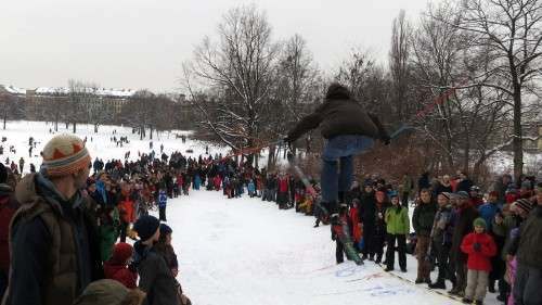 Skispringen von der Pionierschanze am Alaunplatz