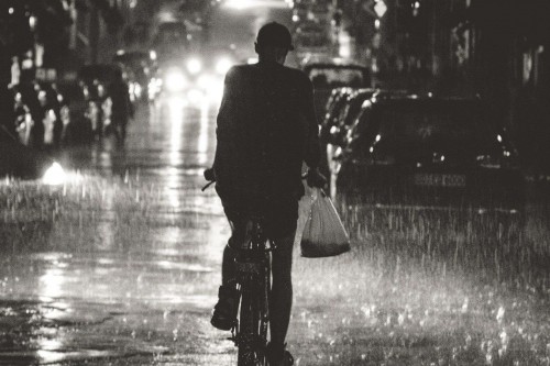 Regen in der Nacht - Foto: Benjamin Schubert