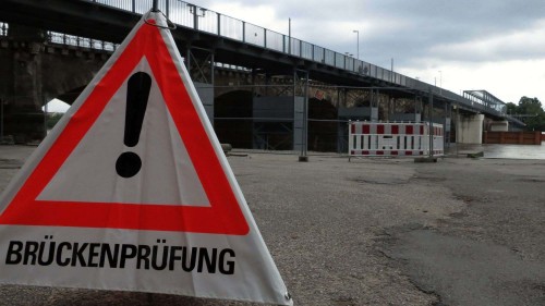 Albertbrücke - Sanierung scheint in weite Ferne gerückt