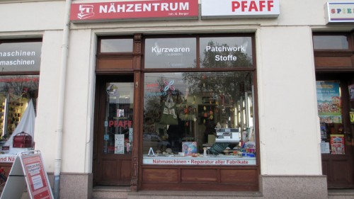 Umgarnt die Neustadt seit 1995: Nähzentrum Pfaff