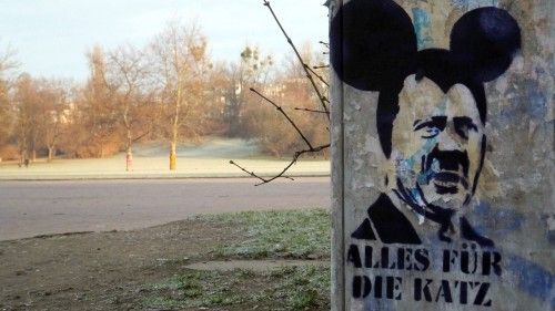 die Diktator-Maus überwacht den Alaunplatz