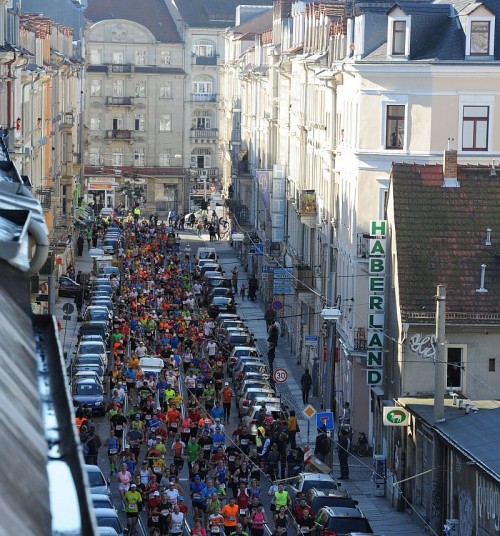 Die Rothenburger Straße war voll. Danke an Erich für das Foto.