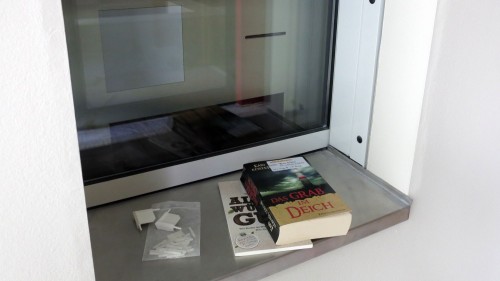 Künftig können die Bücher rund um die Uhr am Automaten abgegeben werden.