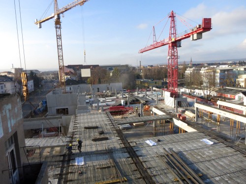 Die Höhe stimmt schon, der Innenausbau beginnt.