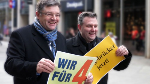 Voller Zuversicht: Holger Zastrow (FDP) und Christian Hartmann (CDU) sind die politischen Köpfe der Unterschriftensammlung.