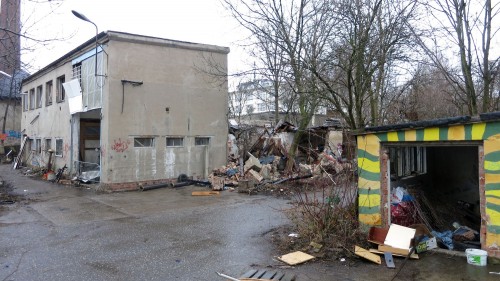 Fast alle Nebengebäude wurden zerstört oder unzugänglich gemacht.