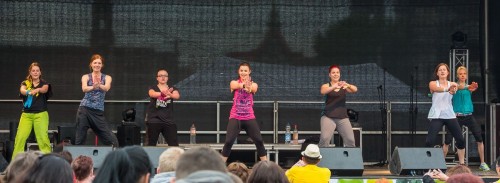 Neustädter Frühling: Zumba zum Frühlingsfest Foto: Archiv/PR/BarchiSenior & EmsigeAlmi