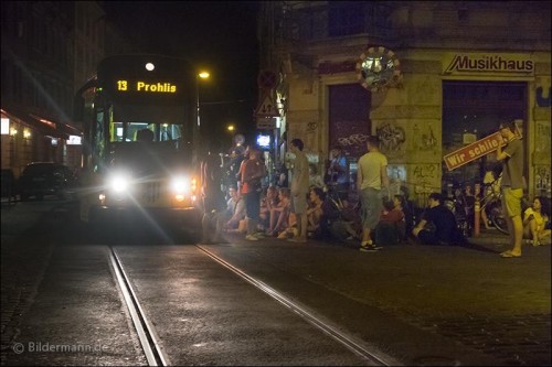 Straßenbahnstreichler an der sozialen Ecke. Foto: Archiv/Bildermann