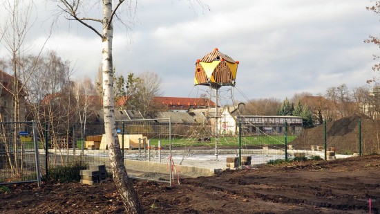 Neue Kletterspinne auf dem Russensportplatz