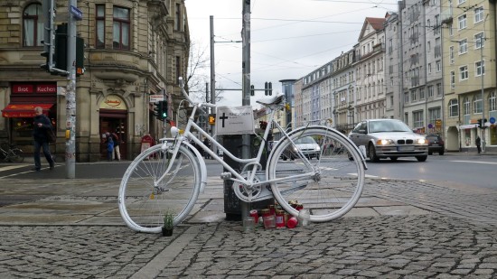 Das Ghostrad wurde an der Unfallstelle aufgestellt.