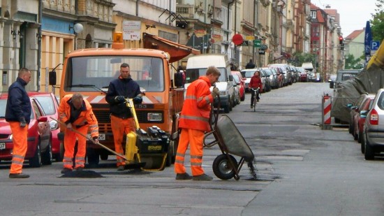 Straßenausbesserungsarbeiten auf der Louisenstraße 2010.
