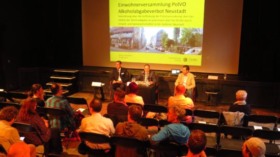 Etwas mehr als 40 Besucher kamen zur Einwohnerversammlung