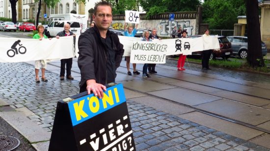 Die Initiative "Königsbrücker muss leben" hatte am vergangenen Mittwoch die verschiedenen Varianten anschaulich präsentiert.