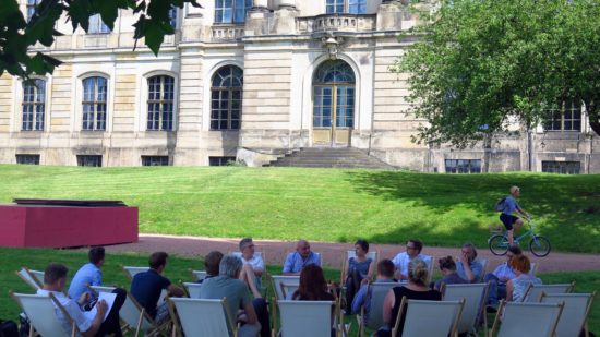 Pressekonferenz zum Palais-Sommer unter Platanen