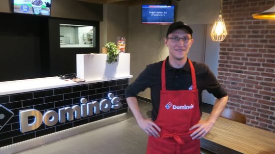 Aus Joey's wurde Domino's - Chef Toni bäckt weiter Pizza.