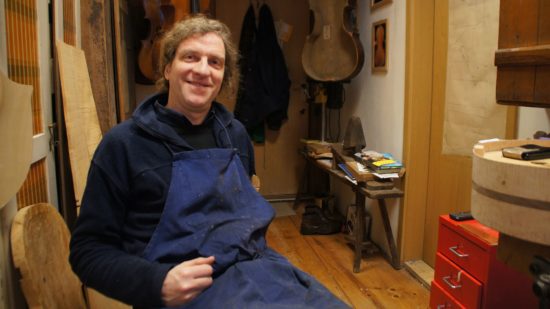 Christoph Eulenhaupt in seiner Werkstatt, in der er seit 2008 arbeitet
