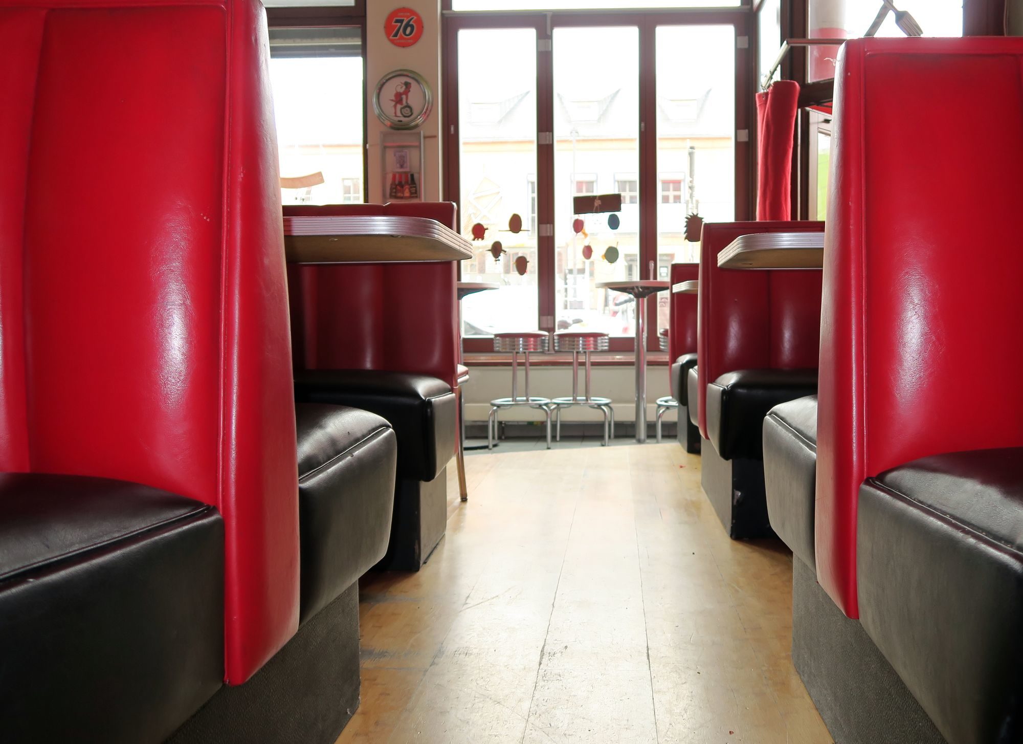 Speisen wie in der S-Bahn - Devils Kitchen im "american diner"-Stil
