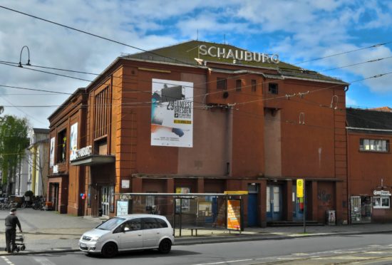 Schauburg - größtes Kino in der Neustadt