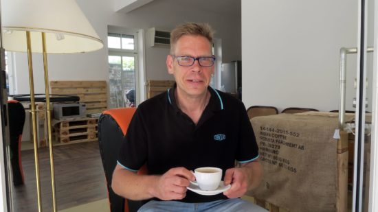 Eröffnet demnächst das Café Kaffee-Klappe: Marcus Tilpe