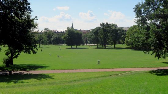 Alaunplatz - Montag Mittag