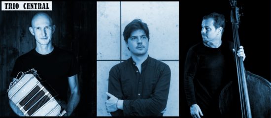 Trio Central: Pablo Woizinski am Klavier, Christian Gerber am Bandoneon und Tino Scholz am Kontrabass