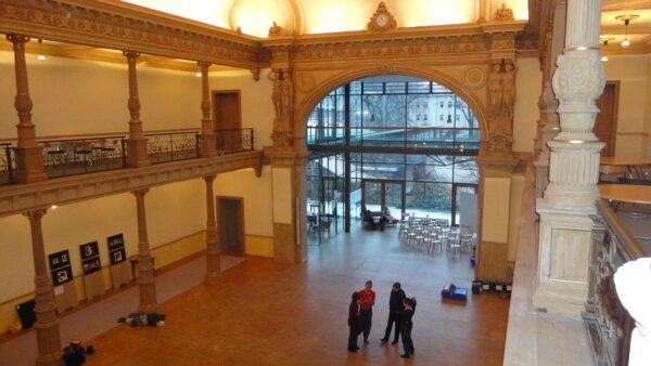 Der ehemalige Ballsaal - Foto: Anton Launer