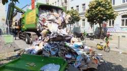 "Müllwagenauslauf auf der Sebnitzer Straße, anklicken zum Vergrößern.