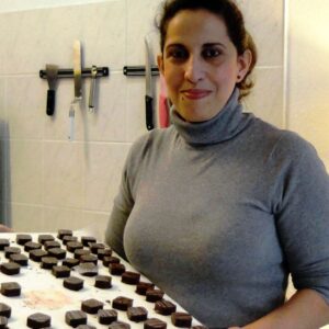 Anima Kühnel präsentiert ihre Leckereien