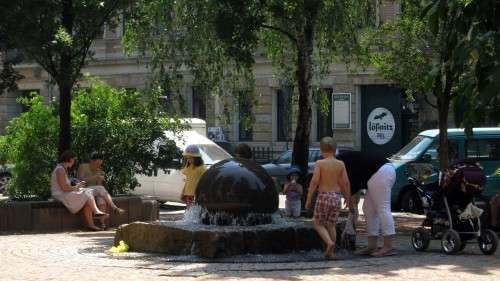 Brunnen am Martin-Luther-Platz - Foto: Archiv 2013