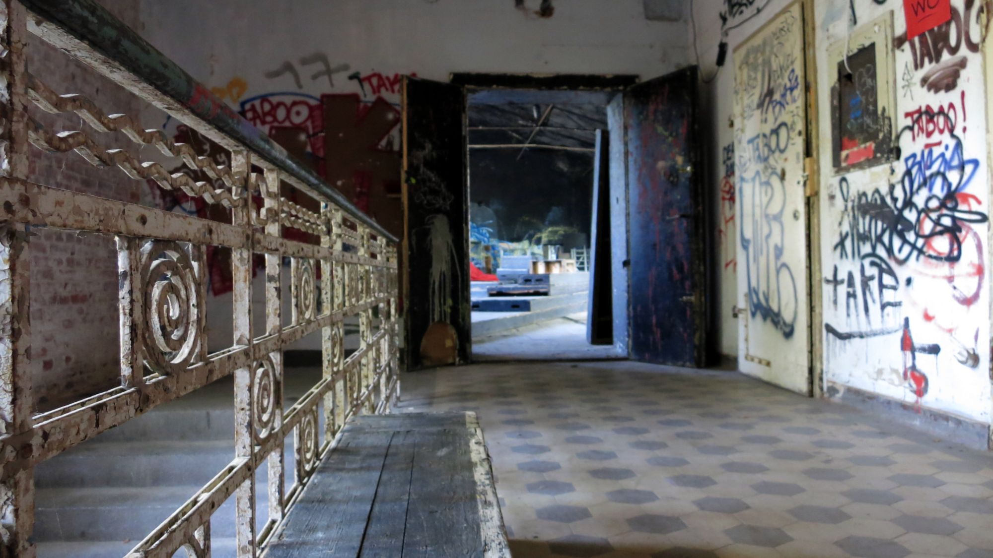 Spannende Räume in der mehr als 100 Jahre alten Fabrik-Halle.