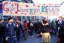 "Herz statt Hetze" - Demonstration - Foto: Youssef Safwan