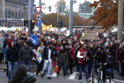 "Herz statt Hetze" - Demonstration - Foto: Youssef Safwan