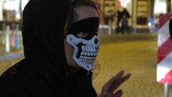 Maskenumzug auf der Louisenstraße