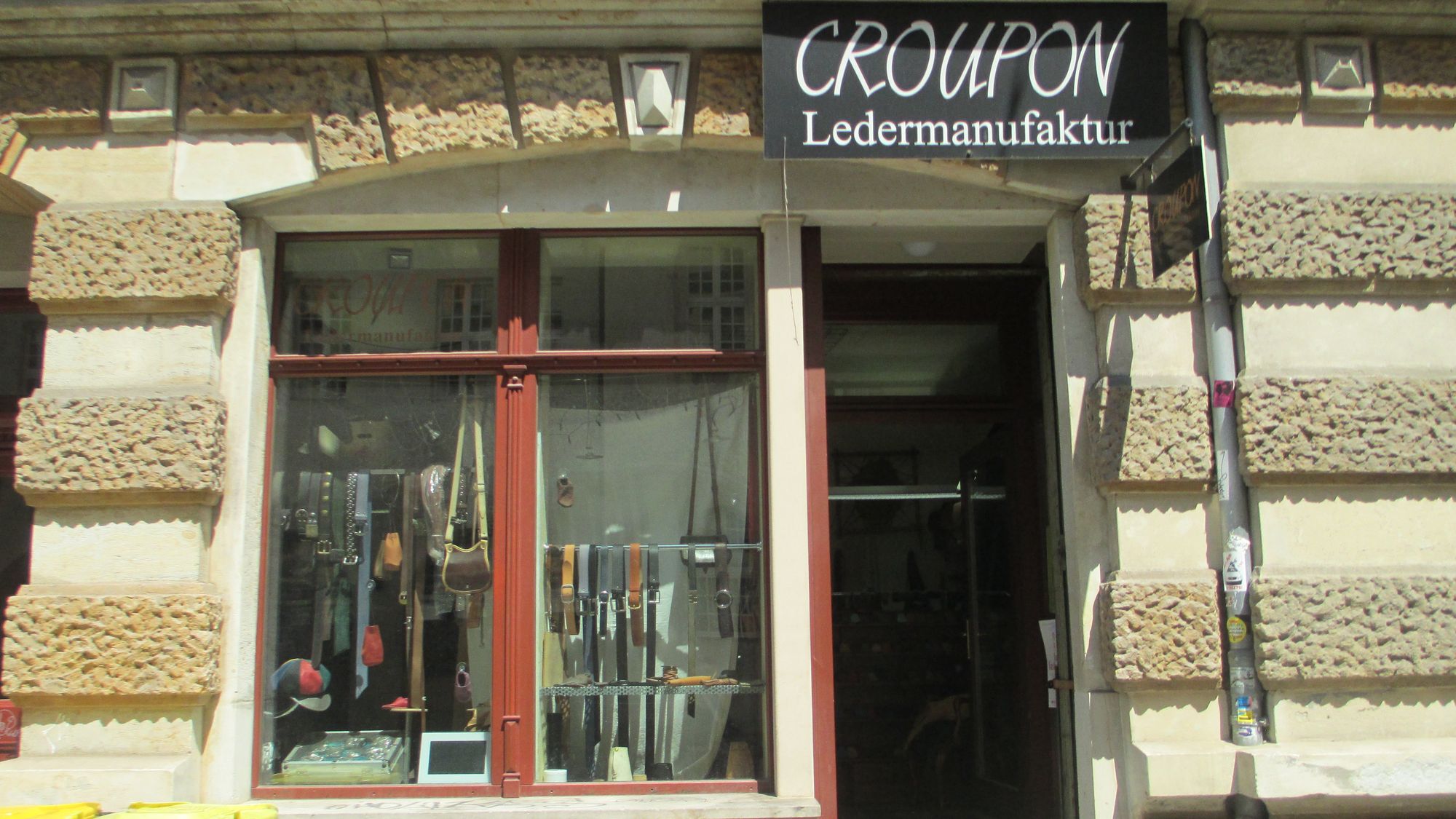 Die Croupon-Ledermanufaktur auf der Louisenstraße 19