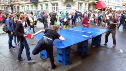 Ping-Pong auf der Louisenstraße