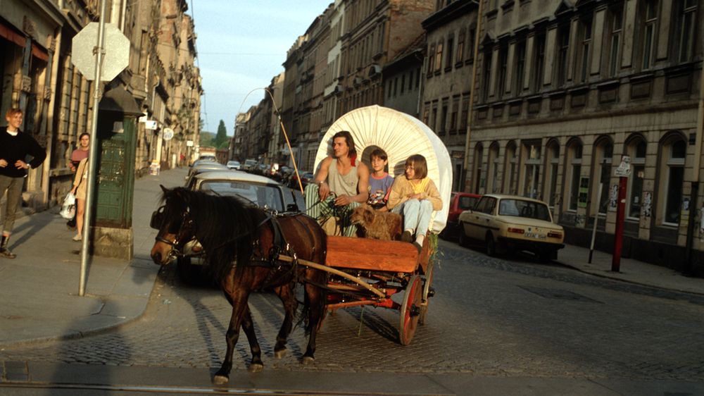 Großstadt-Indianer Jens Kalanke mit Planwagen, Anfang der 1990er Jahre. Foto: Archiv Lothar Lange