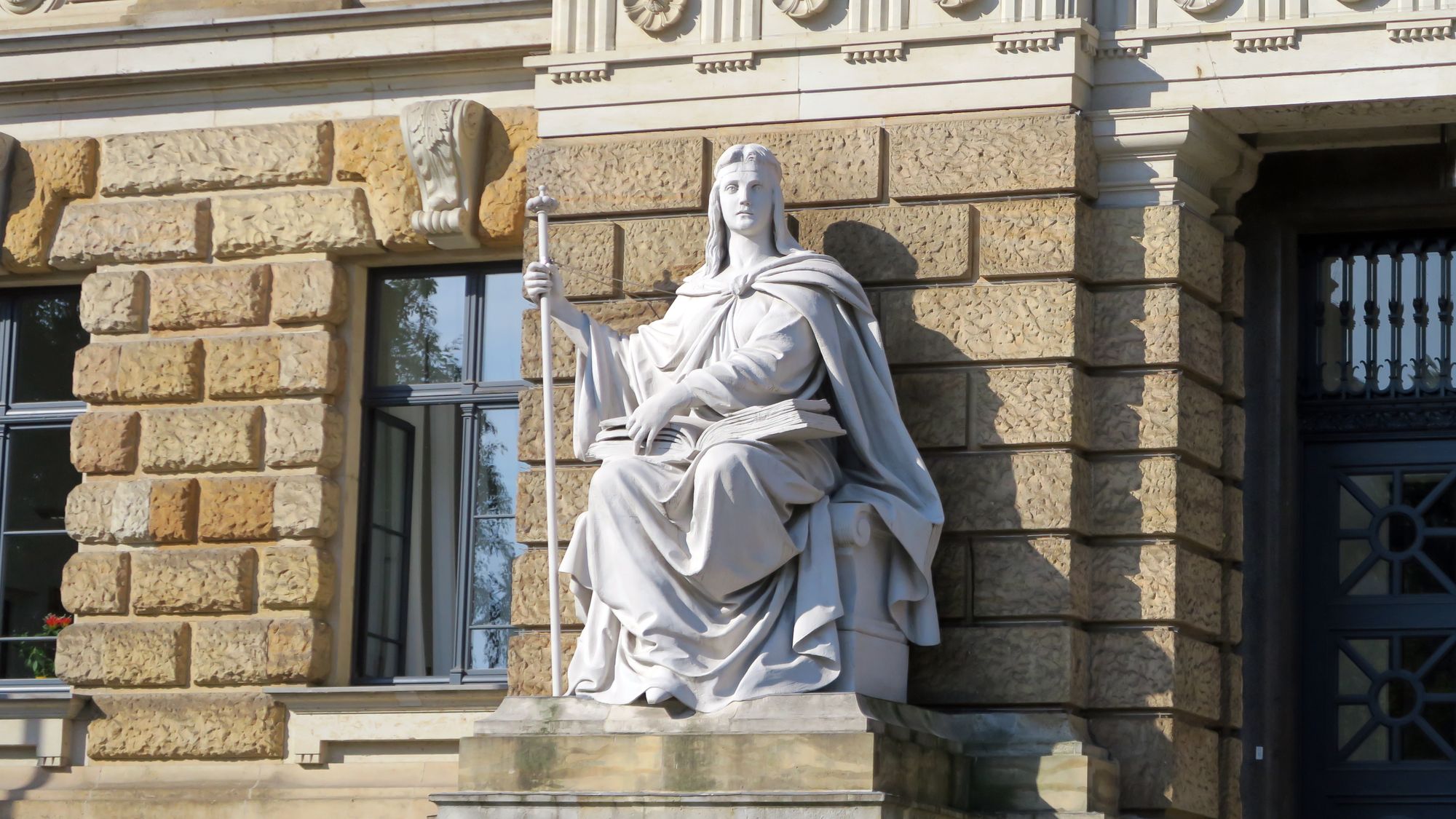 Am Amtsgericht Dresden wurde heute das Verfahren vorläufig eingestellt.