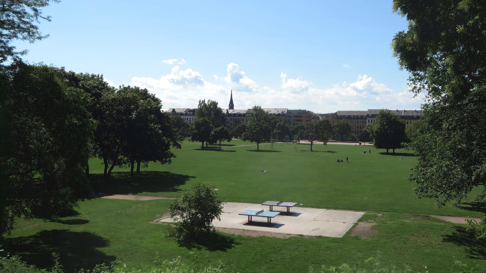 Alaunplatz - Montag Mittag