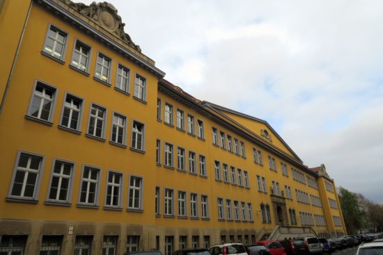 Haupteingang der Berufsschule an der Melanchthonstraße