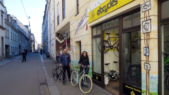 Linda Ogrissek und Ronny Walther führen das Elbcycles auf der Böhmischen Straße