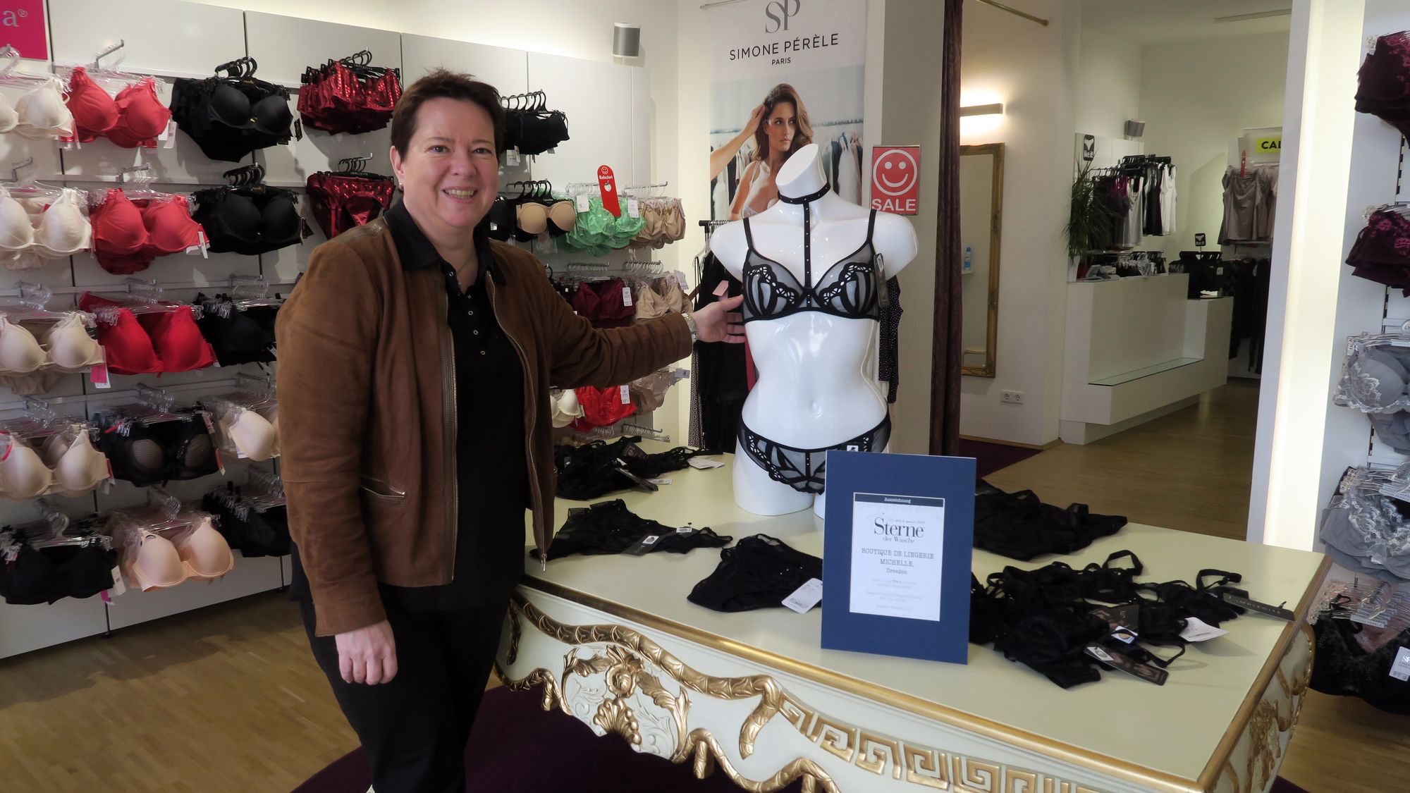 Ausgezeichnete Wäsche in der Michaela Binder im Keller der "Boutique de Lingerie Michelle"