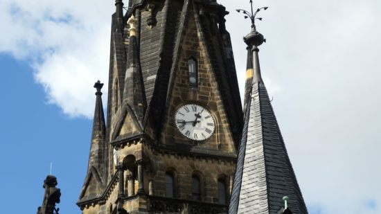 Wird vorgestellt - Turmuhr an der Martin-Luther-Kirche