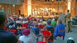 Auftritt des Singt Pauli Chores beim Theaterfest