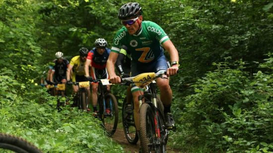 Auf knapp 50 Kilometern geht es hoch und runter durch die Heide.