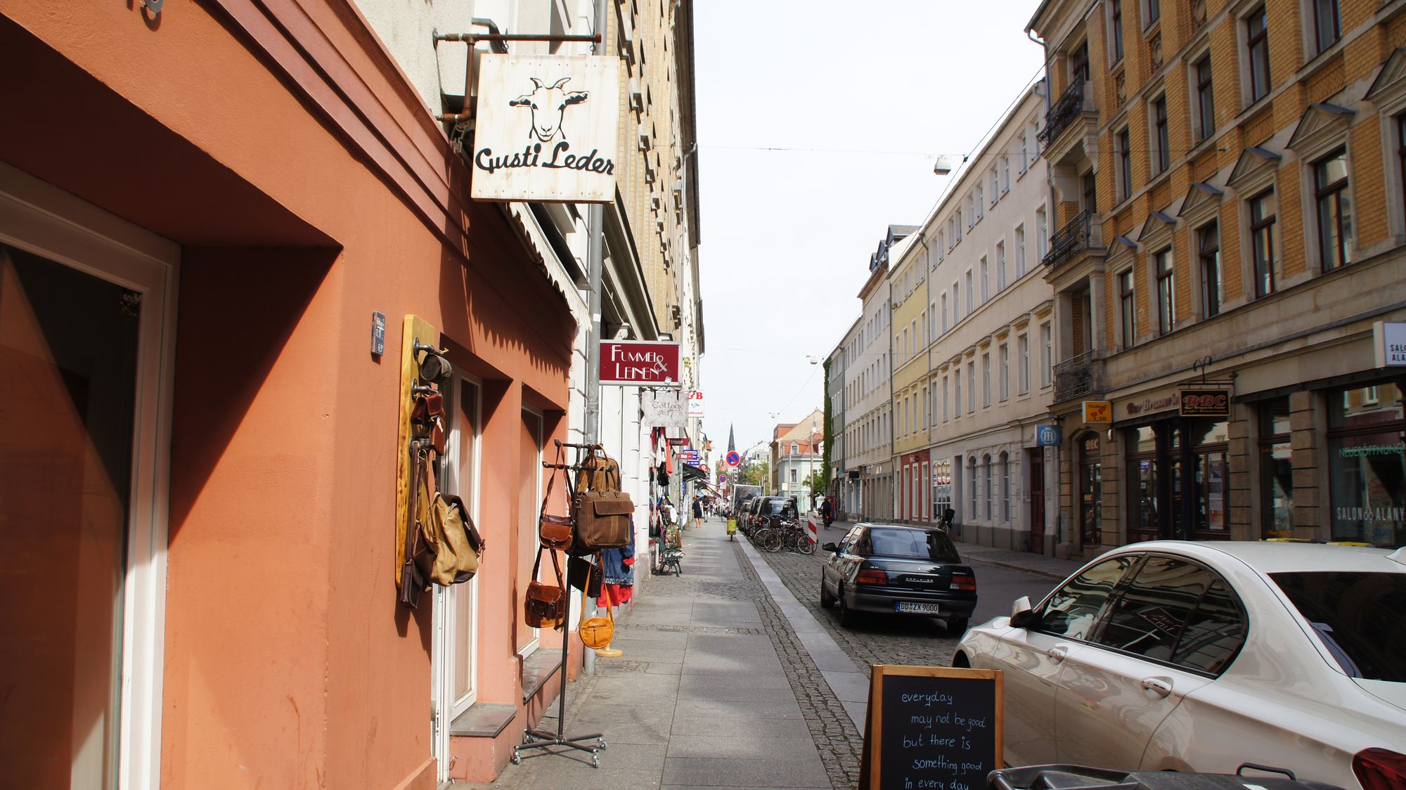 Viel glatte Haut bei "Gusti-Leder" Neustadt-Geflüster