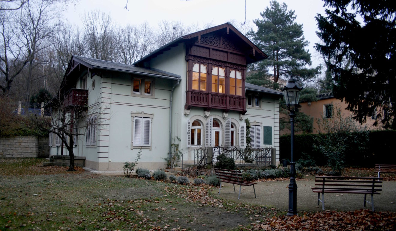 Hier lebte der polnische Schriftsteller Kraszewski im 19. Jahrhundert.