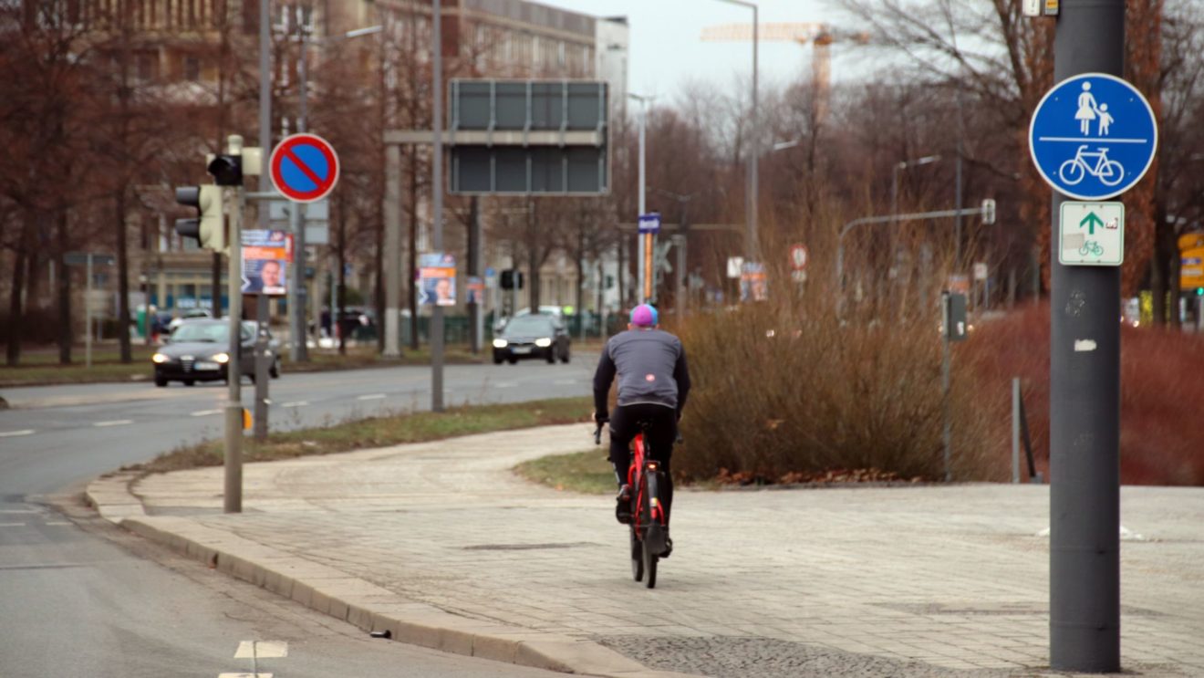 Radweg an der Albertstraße