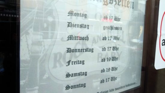 Seit vergangenem Sonnabend geöffnet. Die "HD Rock- & Metalbar".